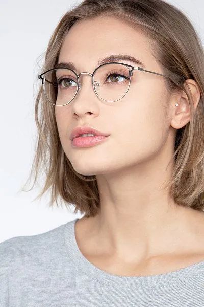 时尚眼镜6大造型 这才是女生必备的潮流配饰