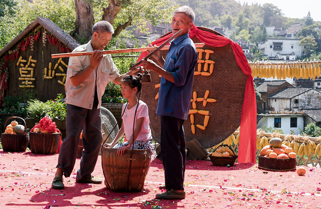 立夏习俗知多少？古代皇帝要祭祀 如今斗蛋称人