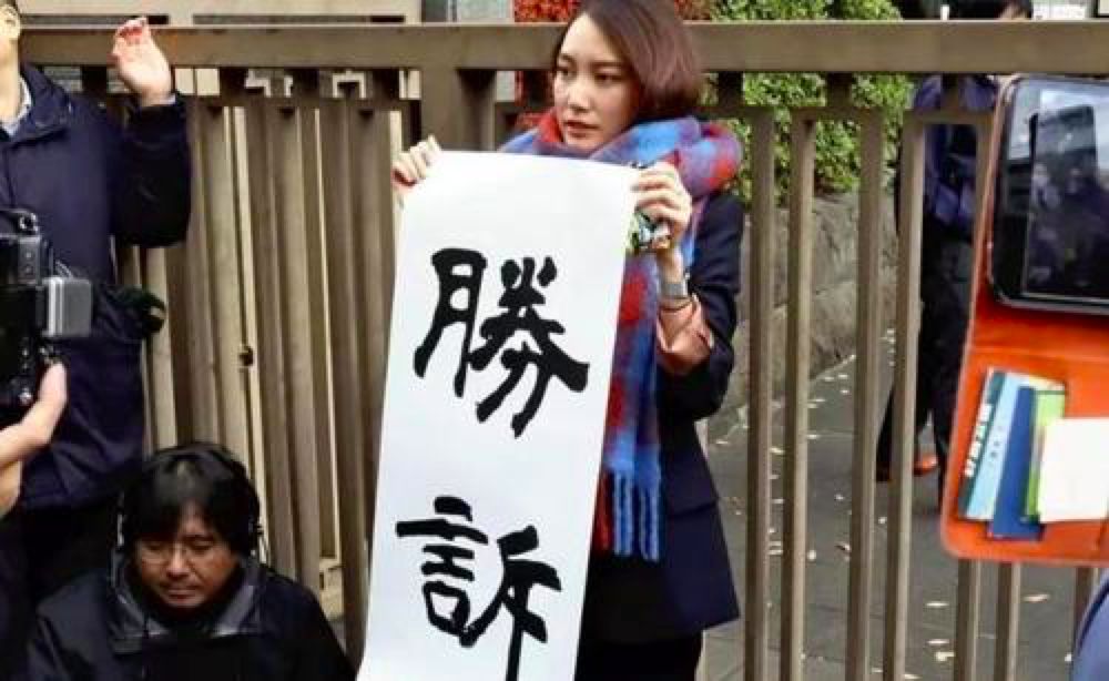 83岁收废品老人，为抗击肺炎捐了1万块