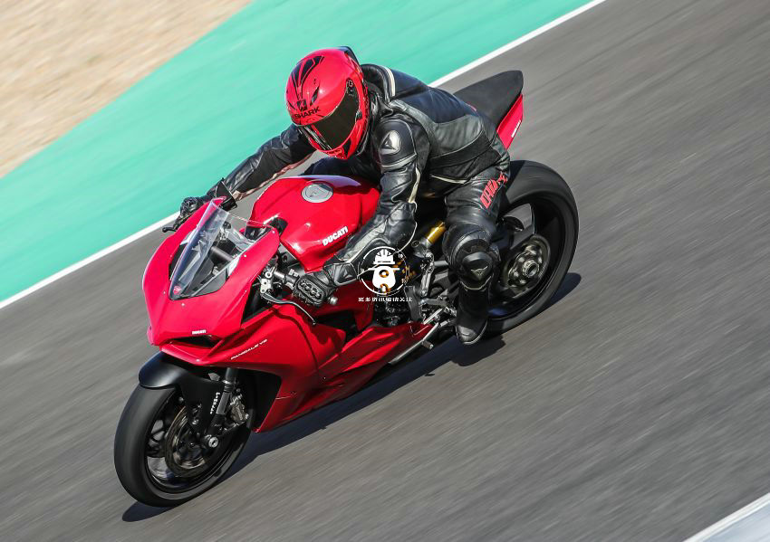 杜卡迪panigalev2马来西亚年中上市售价低于12万令吉