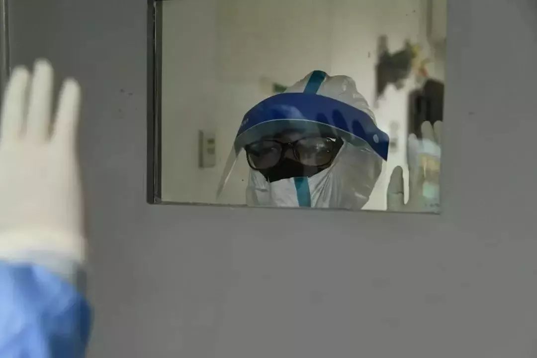 送上您的祝福，为千里驰援的他们祈愿