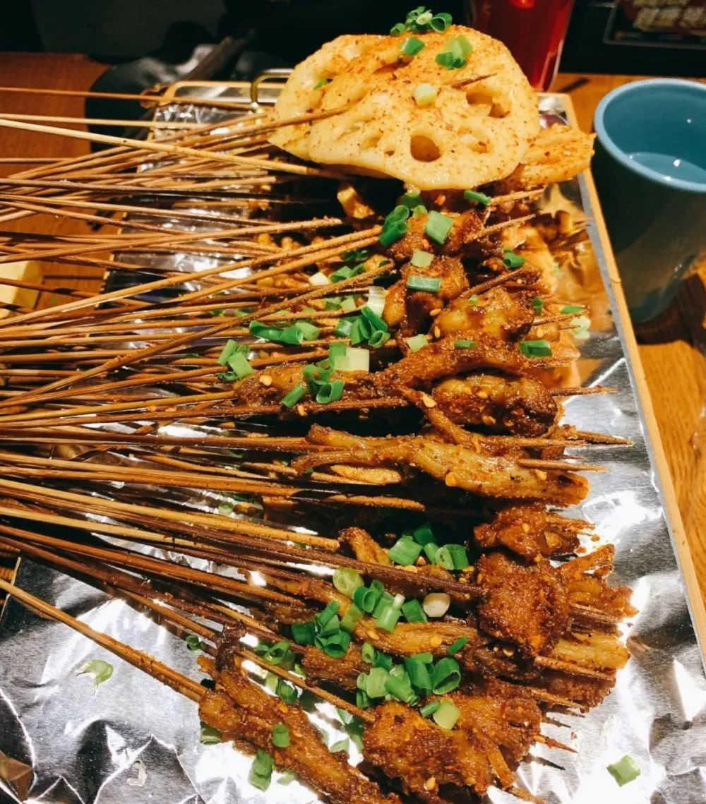 酷暑夏日,烧烤配啤酒才是最佳选择