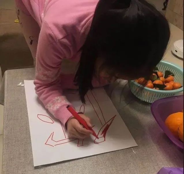 自从被禁足后整个小区的人都被“逼疯”了哈哈哈哈