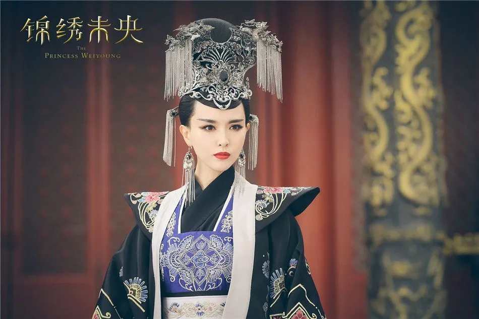 “全脸半永久”的鞠婧祎 算什么4000年难遇的大美女