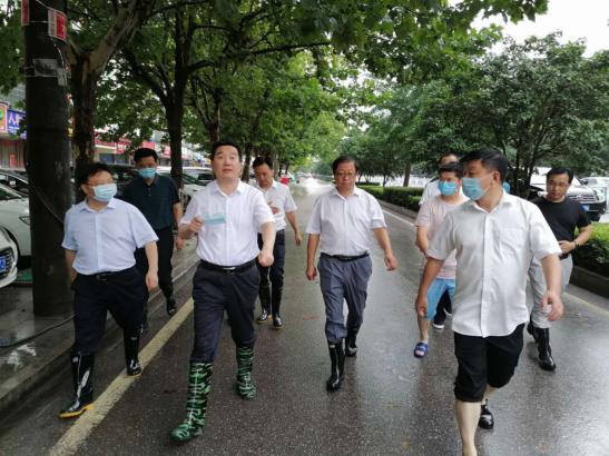 湖北武穴:这场暴雨,陈风靠前指挥,住建局全员上阵主动作为!