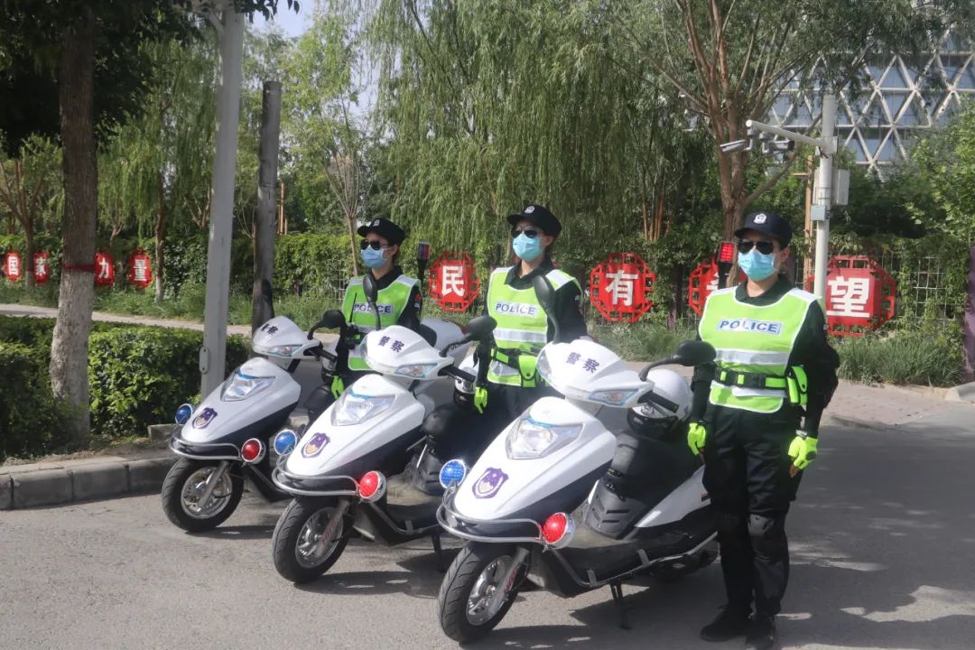 帅气!梨城首支"女子骑警队"闪亮登场