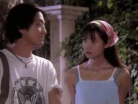 真正的时髦男女,活在30年前的国产剧里