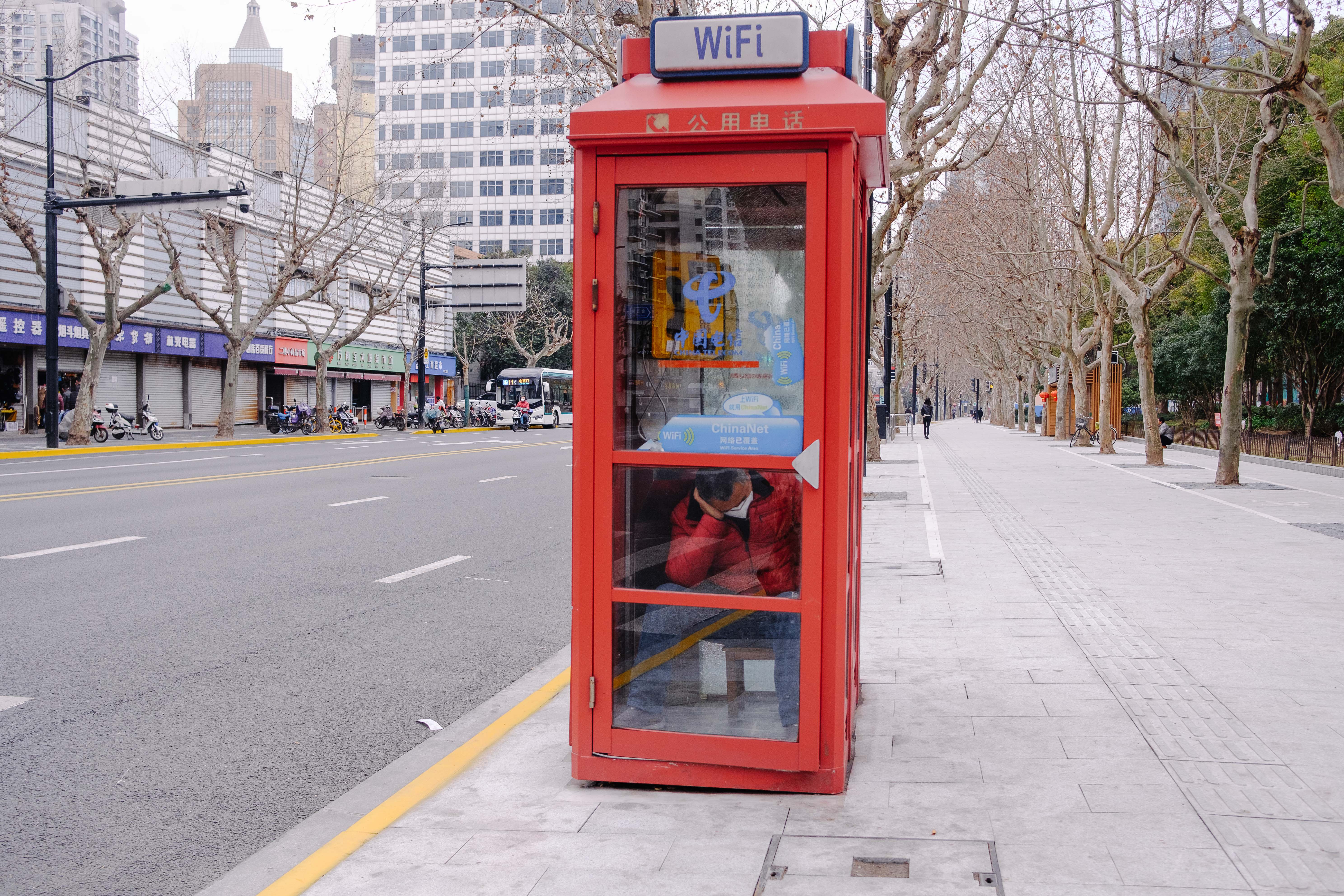 是什么在支撑卫生工作者：对抗埃博拉疫情的经验