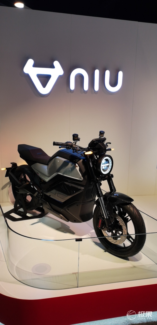 ces2020现场体验小牛两款5g电动摩托自动驾驶只是前菜
