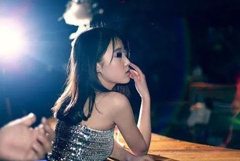 一个夜场女孩的自述|故事FM