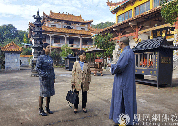 湖南湘潭县委常委统战部部长陈卫兵赴龙兴寺解决消防用水问题