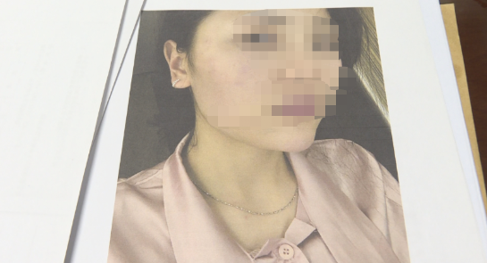惊魂荷塘区某酒店房内男子突然勒住她的脖子掏出刀