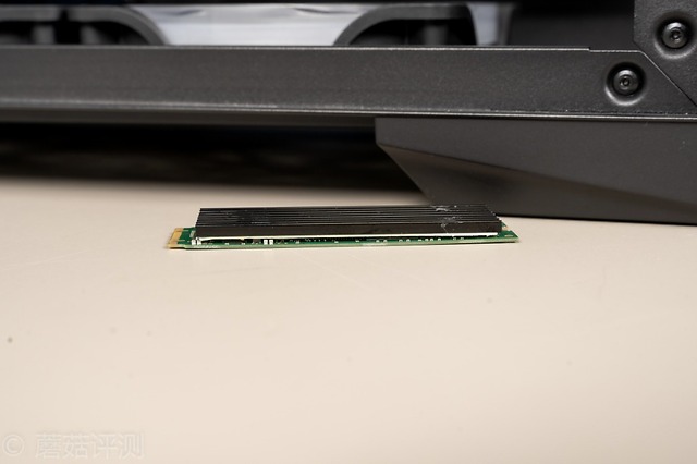 sata固态硬盘的性能真的不够用么?镁光1300固态硬盘 评测