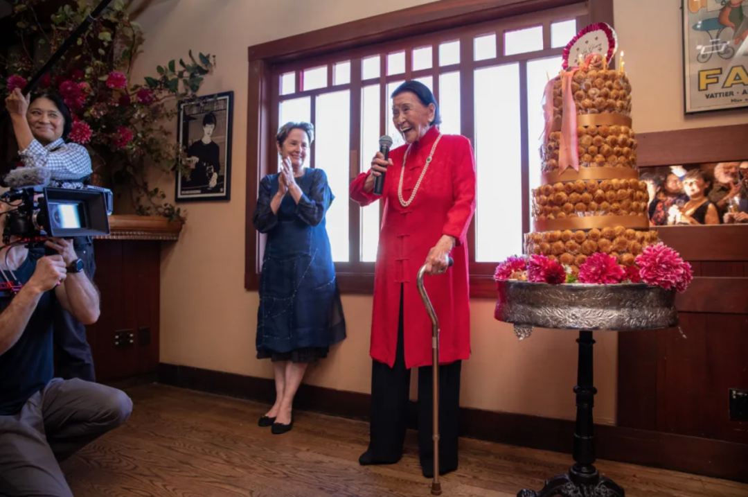 100岁的“中餐女王”,曾用半个世纪改变了美国