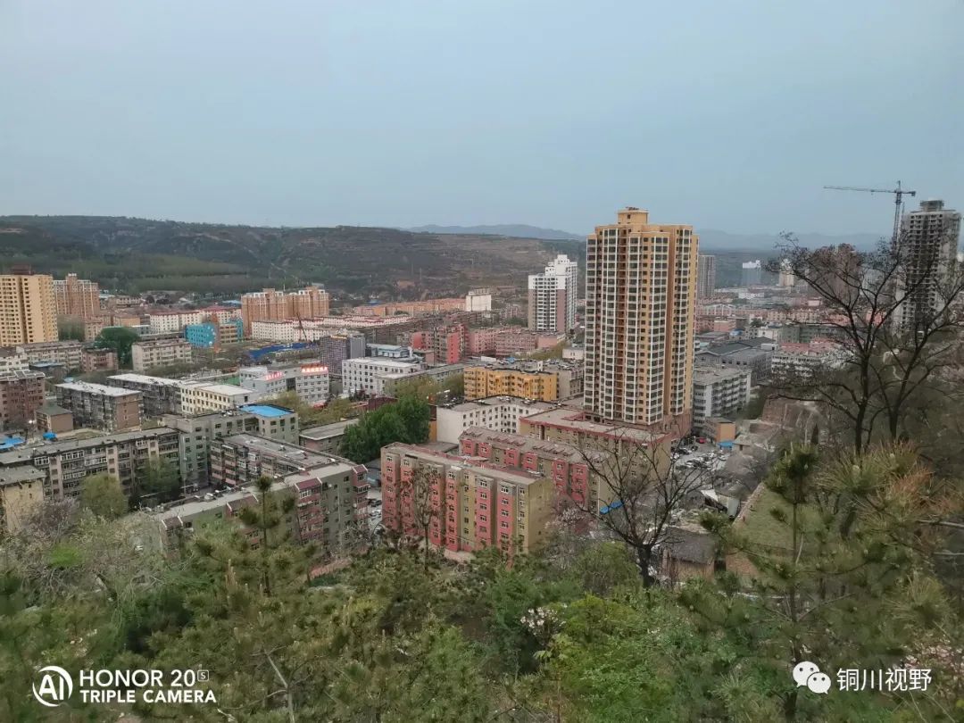 陕西铜川:印台区姜女祠附近的风景__凤凰网