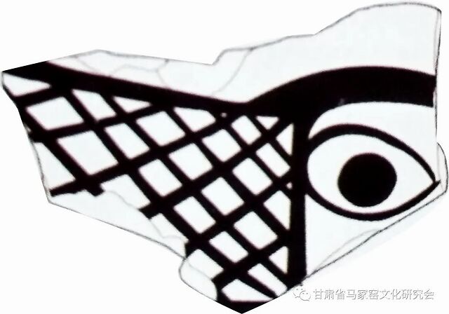 雕龙碑与马家窑彩陶纹饰艺术的对比