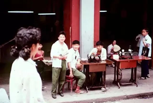 老照片:80年代的中国记忆,那时候的人们朴实无压力
