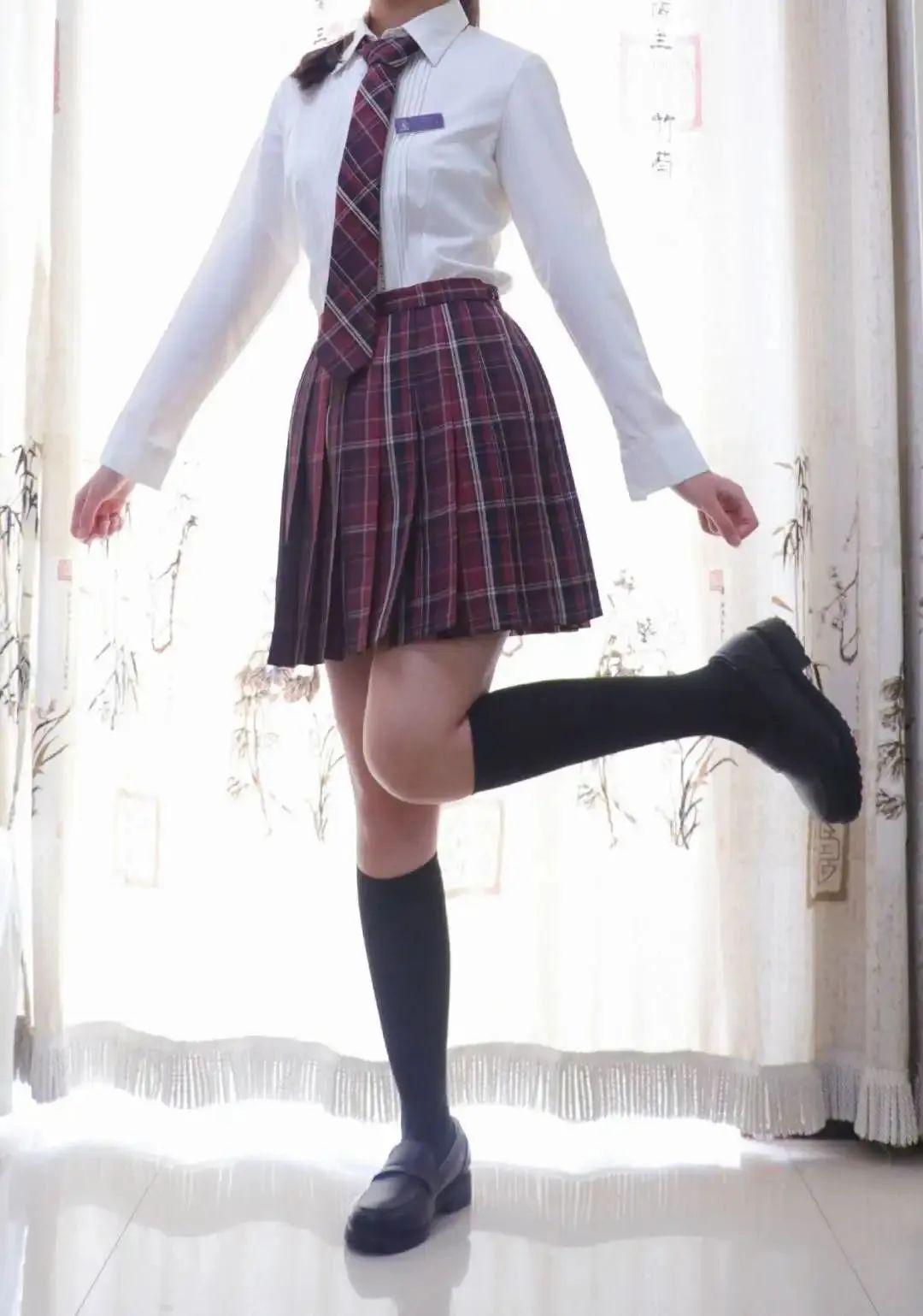 为什么好看的女生都喜欢jk制服?|直男门诊