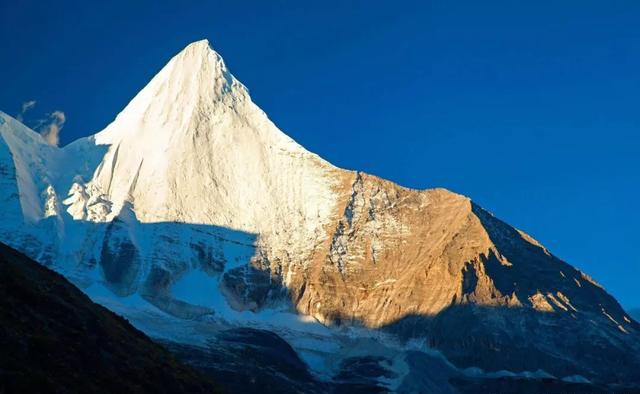 中国最美十大雪山,你去过几座?果洛州上榜