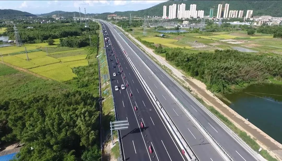 开阳高速改扩建工程完成后将有效缓解阳江,江门,湛江,茂名等城市的
