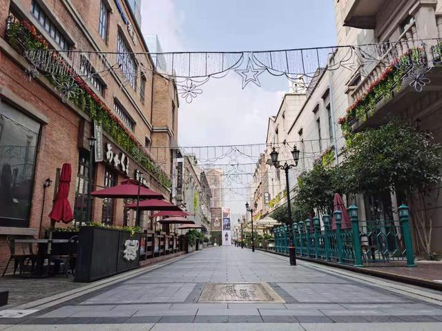 我们的记者在武汉，拍下一座空城