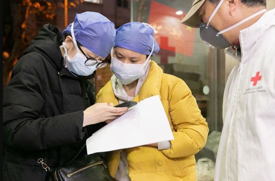 8架伊尔-76MD飞向武汉，我们自己的运-20在哪里