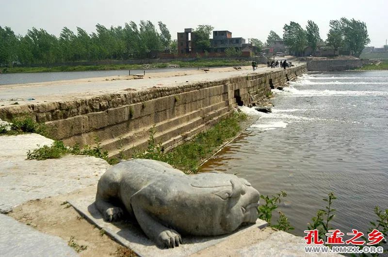 扩建汶河上的堽城坝,并加建东闸,以加大引水量;改兖州金口坝为永久性