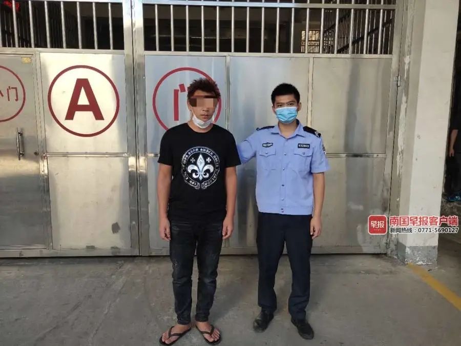 过程中,20日下午,黄某在潘某等人的陪同下,来到公安机关更改口供称是