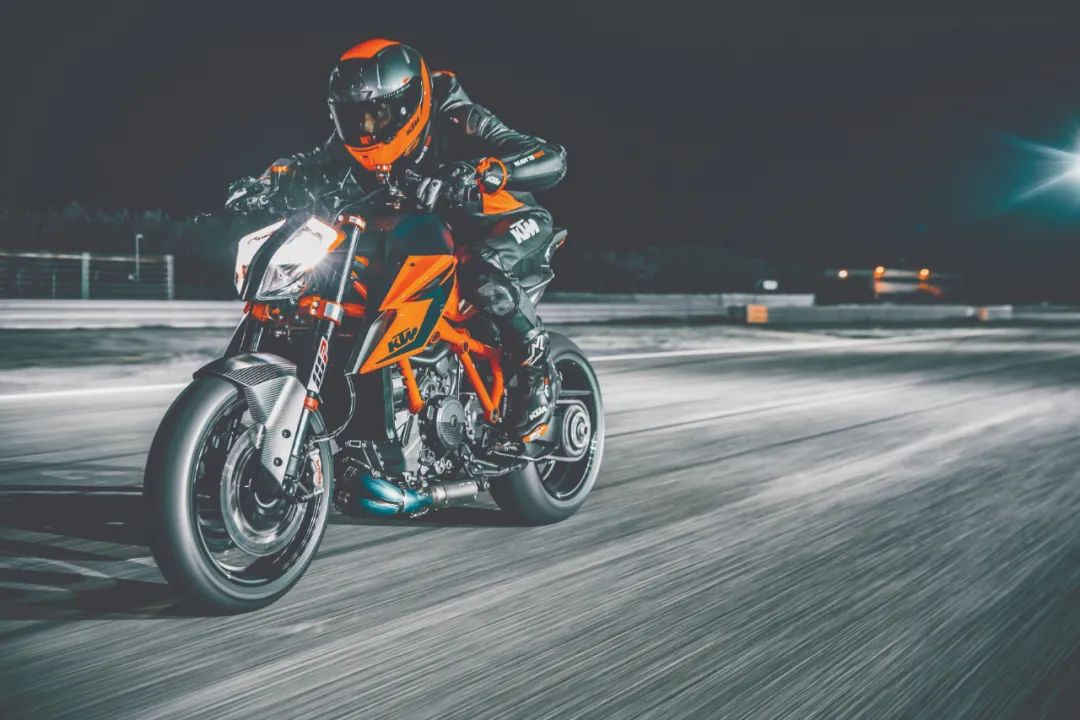 售价超20万的全新ktm 1290 super duke