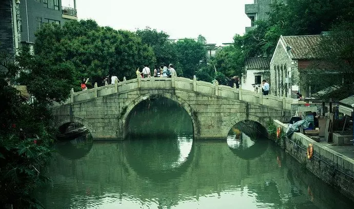 图源:马蜂窝图集 地处广东顺德区杏坛镇,这里古屋有百余间,古树遍布