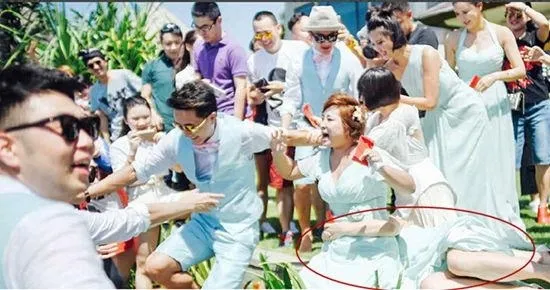 而且贾玲救下柳岩后.
