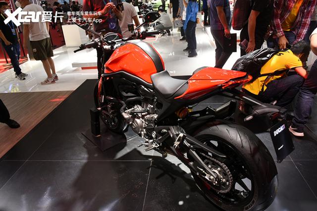 杜卡迪展台的"梦想之车"竟然还有motogp战车