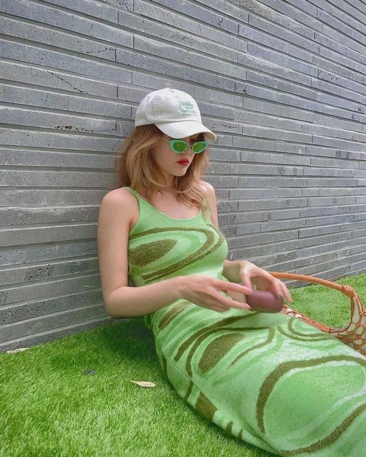 生娃后的elsa hosk变成印花姑娘了呀