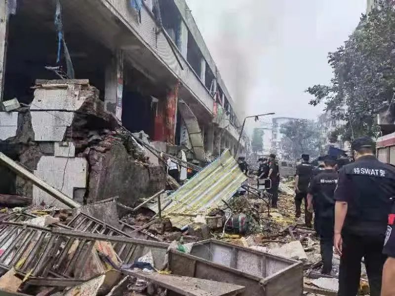 惨痛!湖北十堰燃气爆炸事故已致12人死亡 37人重伤