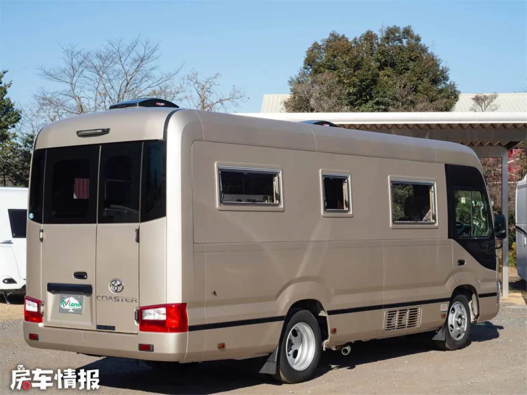 新款丰田考斯特房车40l动力足大沙发特舒服行李箱能住人