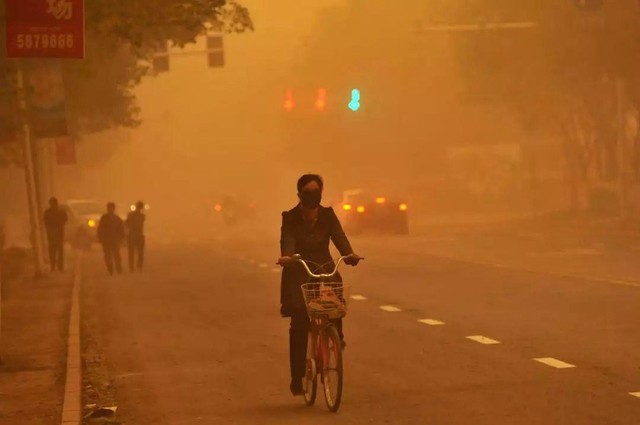 沙尘天气为何一定要戴口罩?"显微镜"为你解答