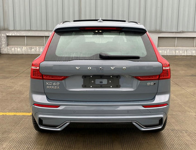 沃尔沃新款xc60实拍曝光尺寸加长动力升级提供两种外观可选