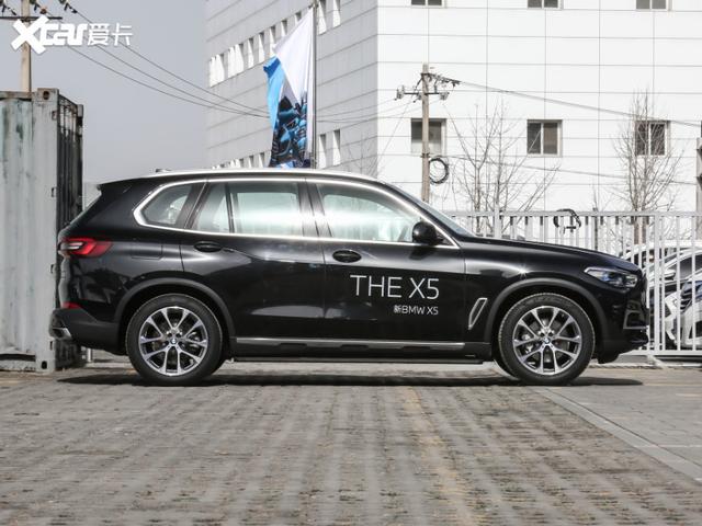 与宝马国产x3不同国产宝马x5轴距明显加长了明年投产