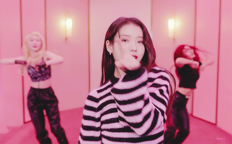 3分钟狂换11套造型,不愧是韩国solo女顶流的衣橱