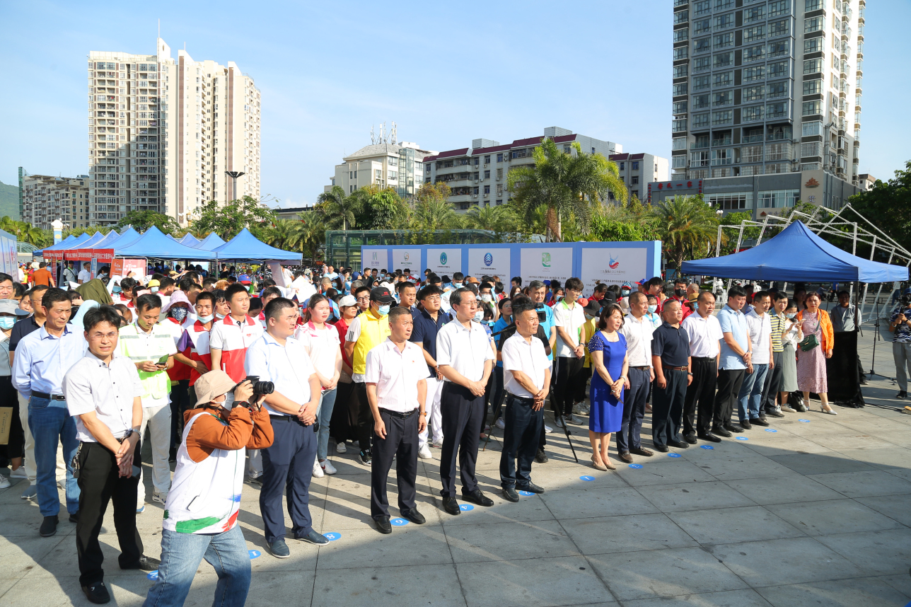 区民政局局长朱贺强,海棠区民政局局长程健,天涯区民政局局长莫朝康