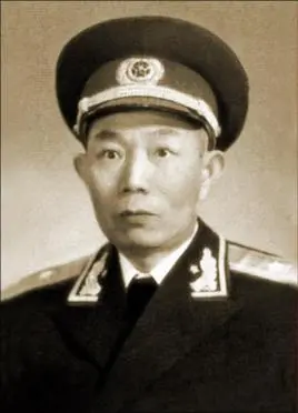 热文 正文1952年,程悦长下属的一位团长听说部队供销合作社来了几块