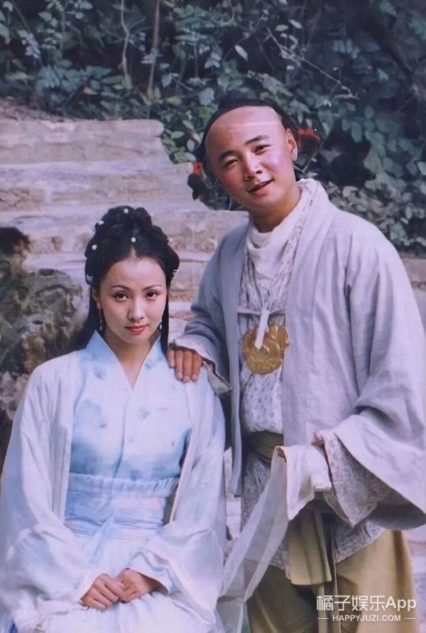还记得徐峥陶虹的女儿徐小宝吗13岁的她越来越漂亮了