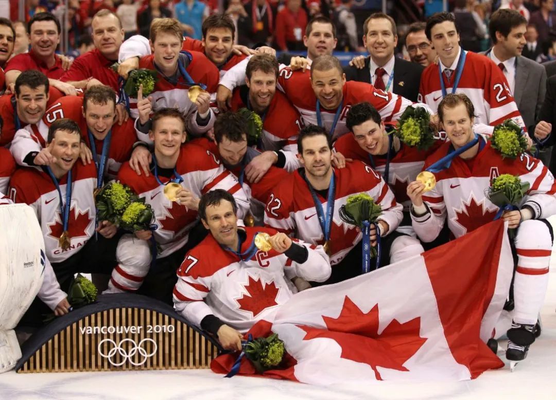 而加拿大男子冰球队也曾在历史上收获9金4银3铜共计16枚奖牌,无论是