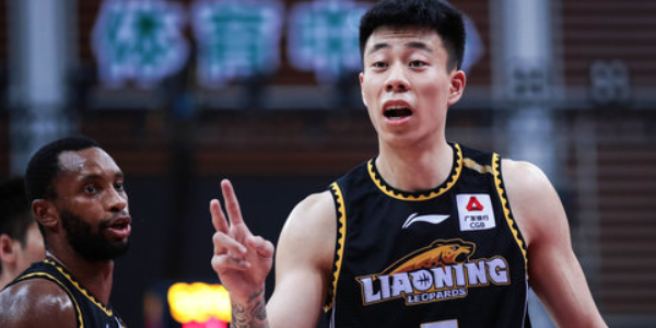 上半场辽宁全队无人得分上双张镇麟砍8分