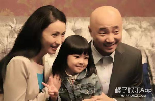 还记得徐峥陶虹的女儿徐小宝吗13岁的她越来越漂亮了