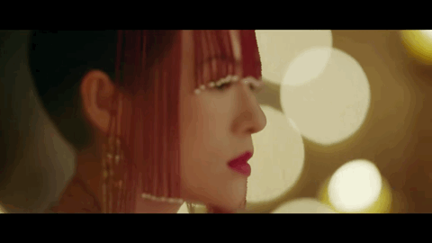 女人天下 正文 古天乐曾与李香琴合作过电影《家有喜事2009》《花田