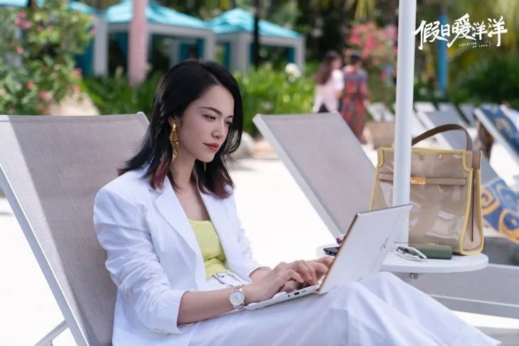 胡军,兰西雅领衔的