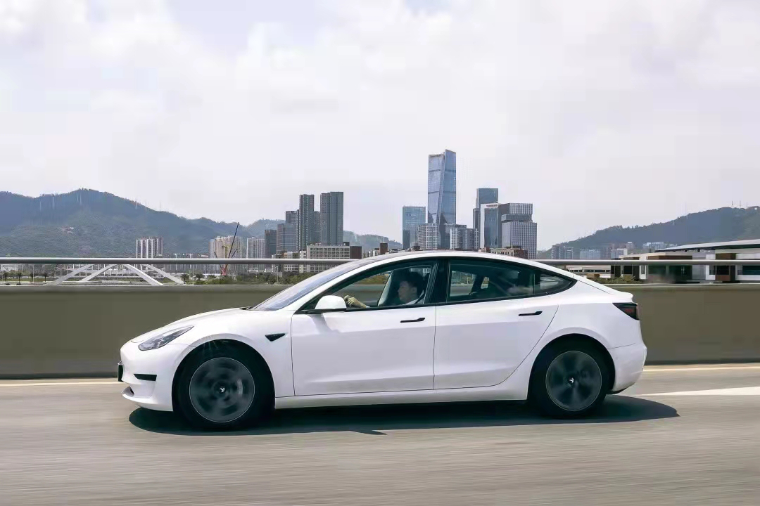 特斯拉市值超万亿高端纯电轿车除了model3还有哪些选择