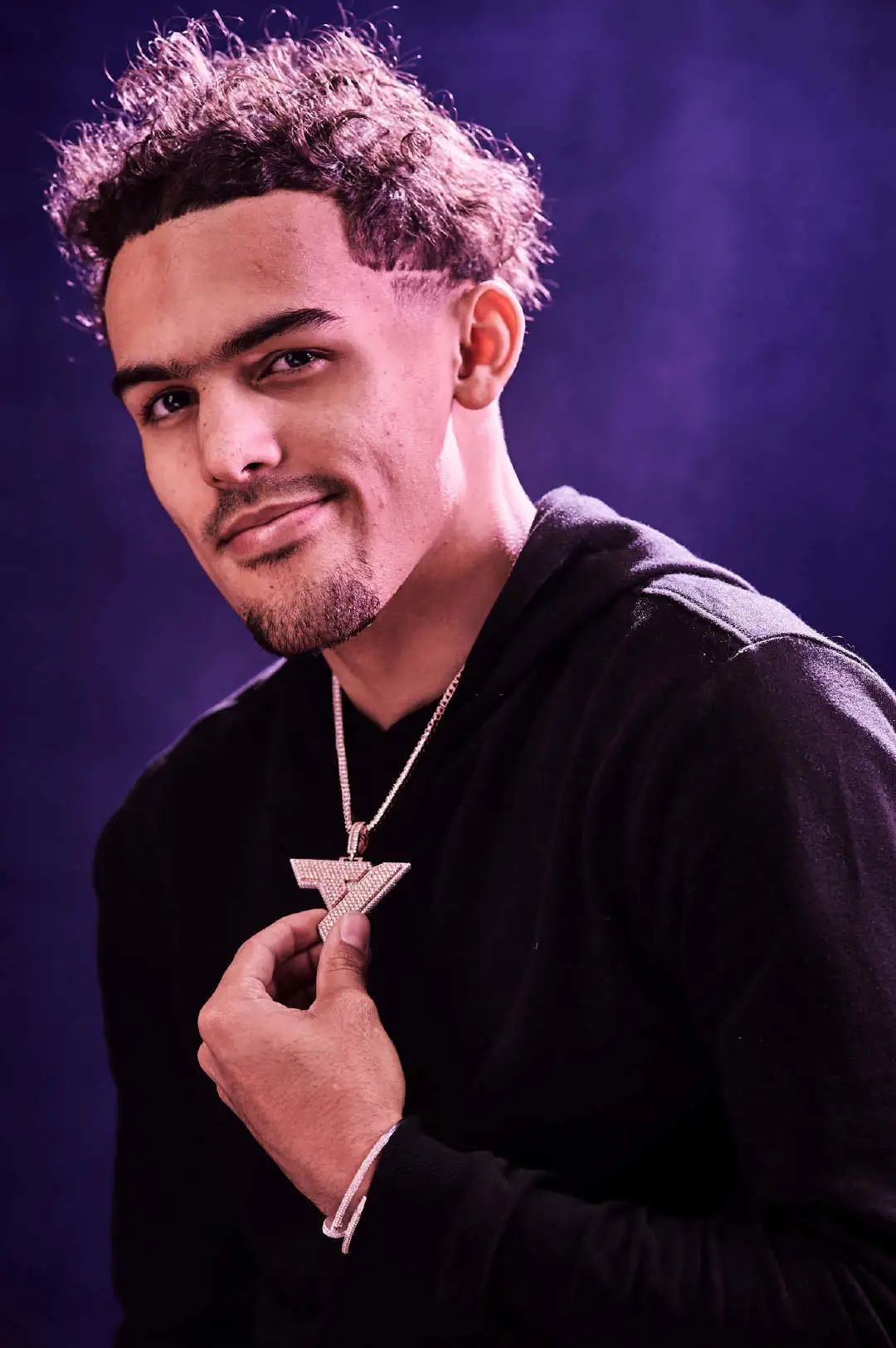 在营销方面,产品安排上刚刚发售的dame 8,完全没法和trae young 1相提