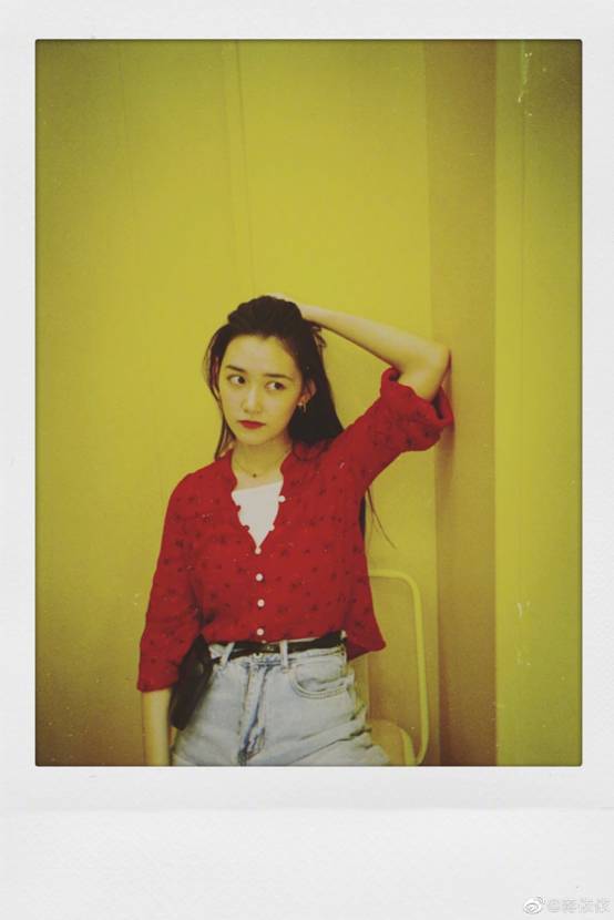 追赘婿发现长开了的童星蒋依依又美了